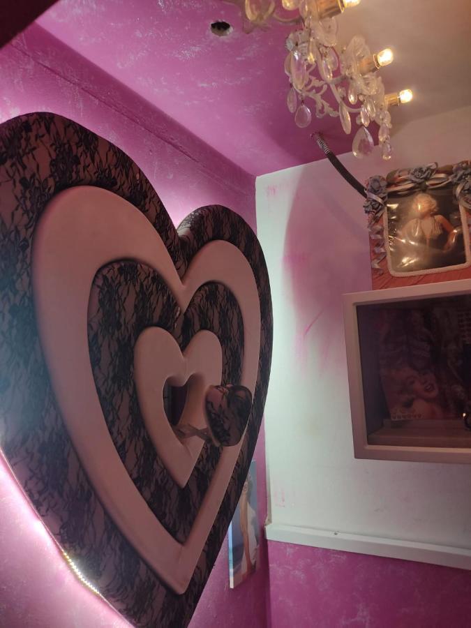 A Room For A Few Hours Or A Few Days Love hotel